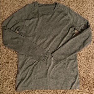 lululemon athletica Gray Long Sleeve Tee